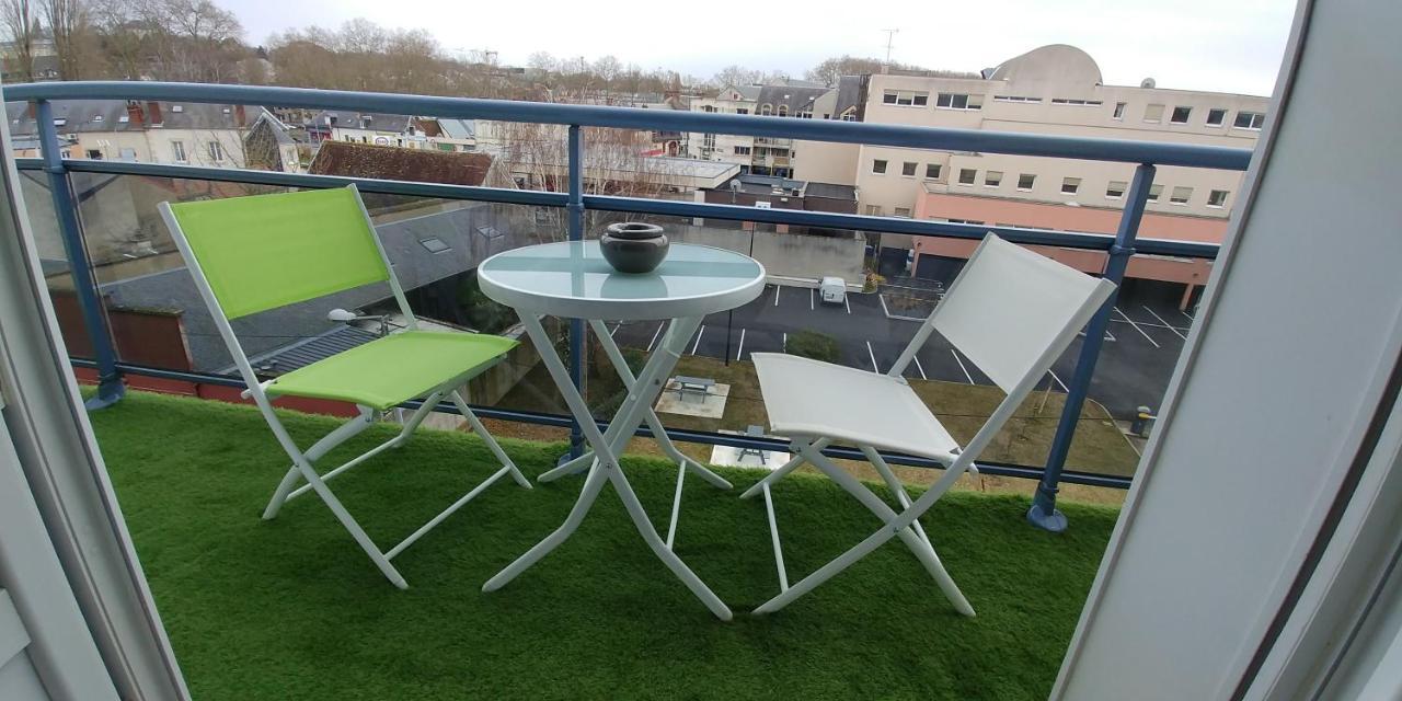 T3 Bord Centre Ville - 4Eme Etage - Fetes Interdites Bourges Buitenkant foto